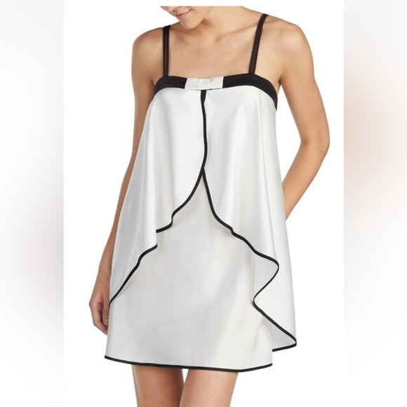 Kate Spade Black and White “Dream a Little Dream” dress size Small - Picture 1 of 7